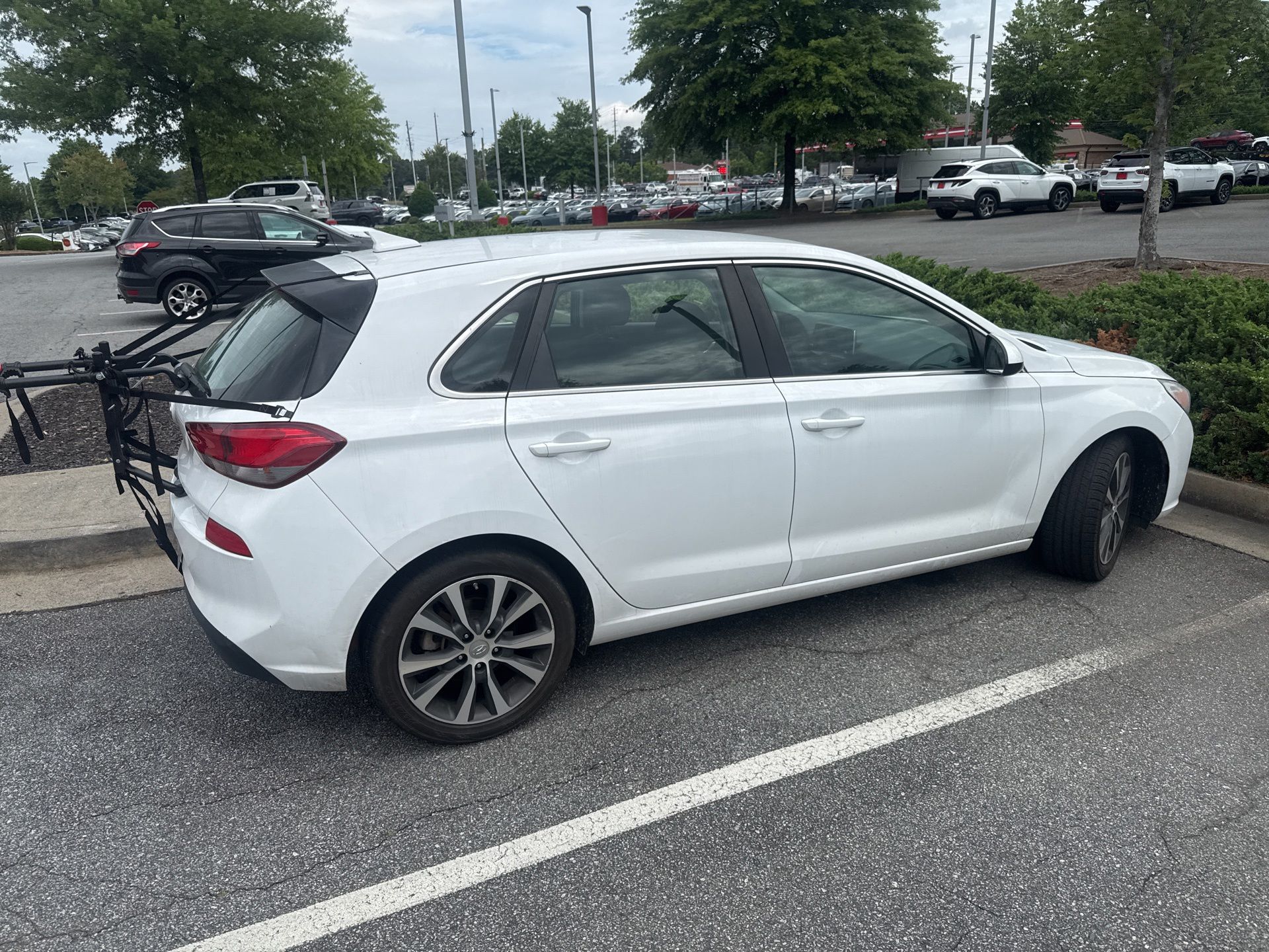 2019 Hyundai Elantra GT GT Auto's photo