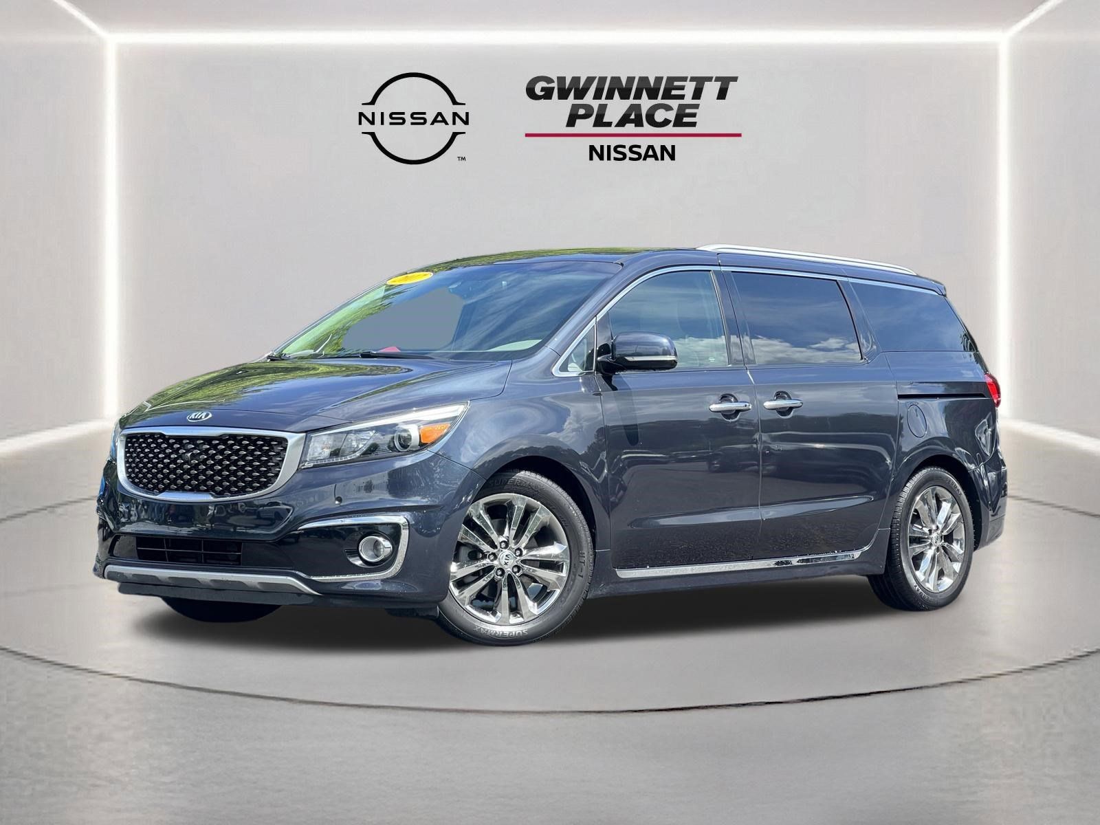 2017 Kia Sedona SX Limited's photo