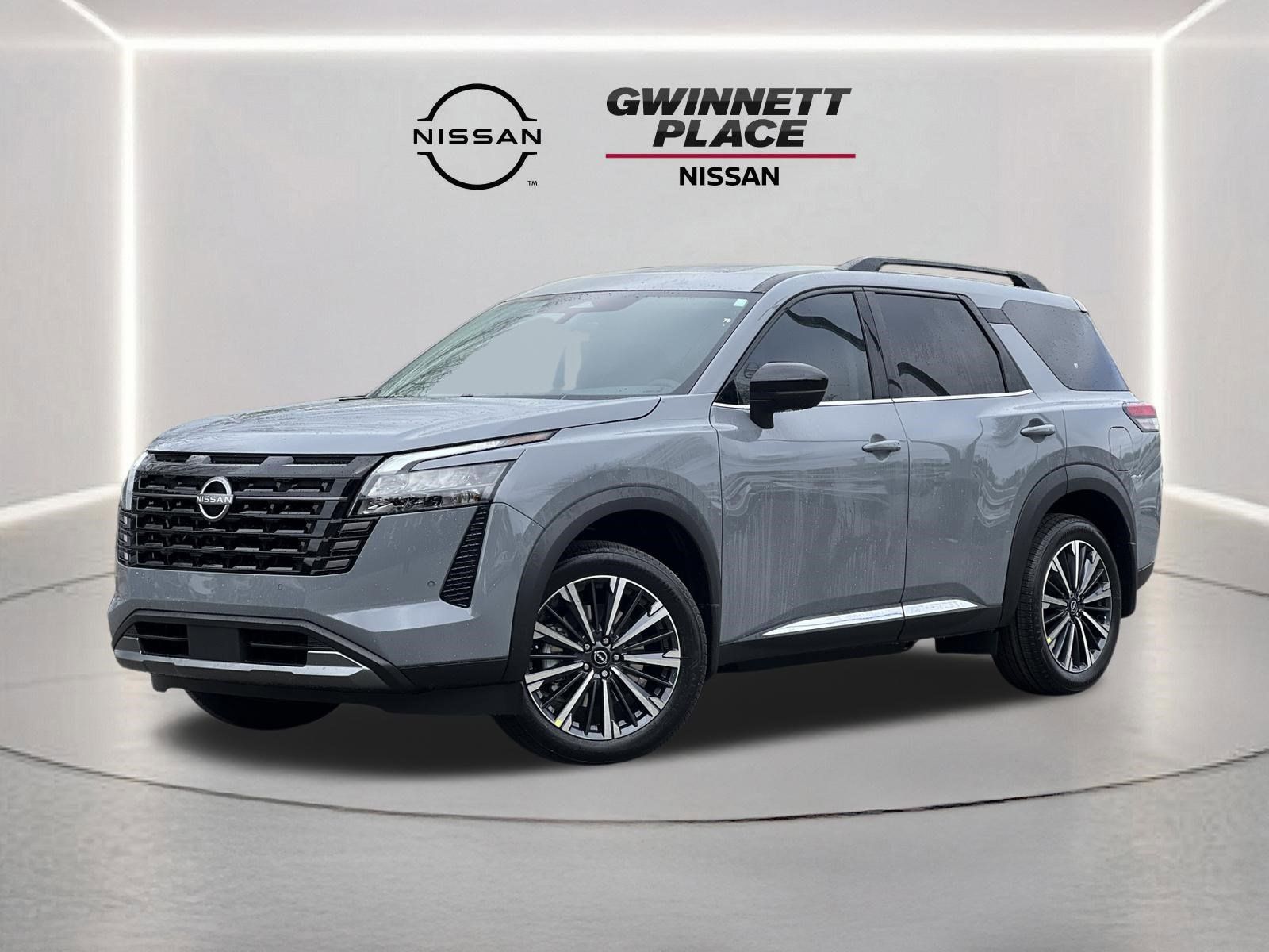 2026 Nissan Pathfinder Platinum 2WD's photo