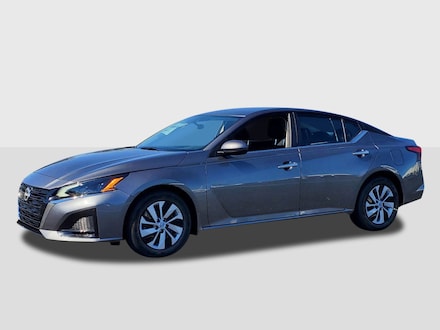2025 Nissan Altima S Sedan