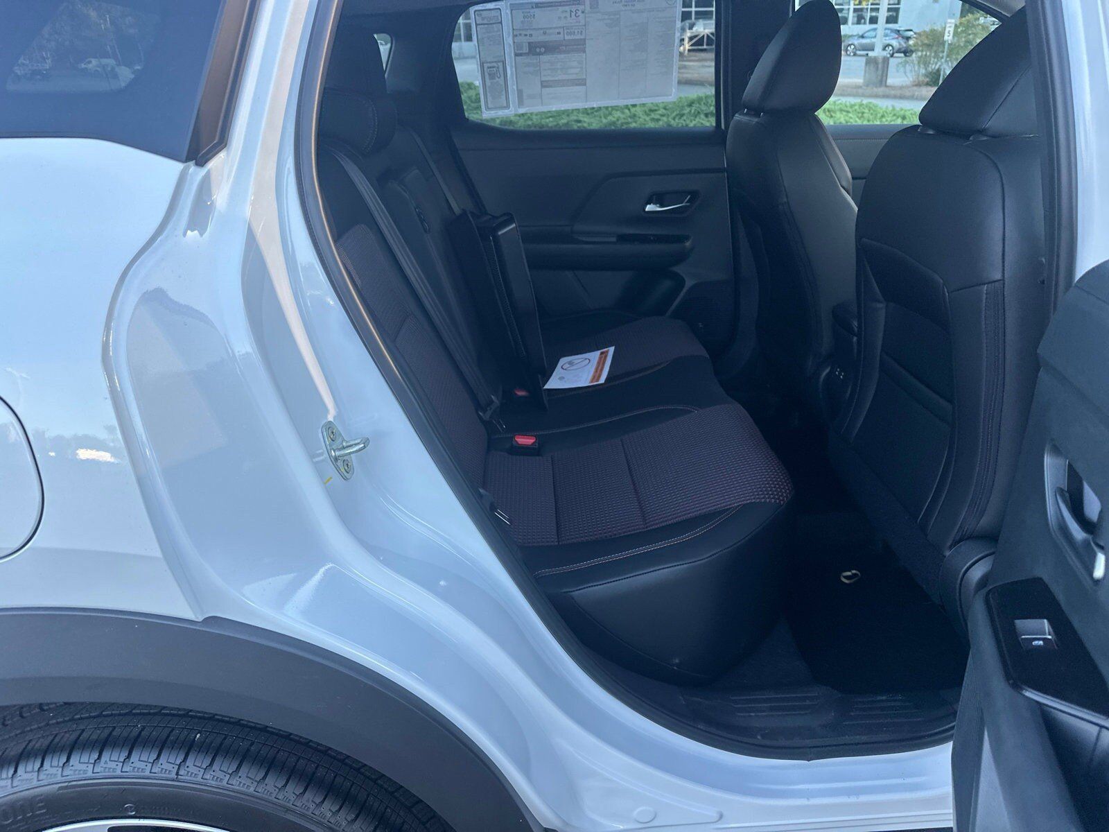 2026 Nissan KICKS SR - Photo 15