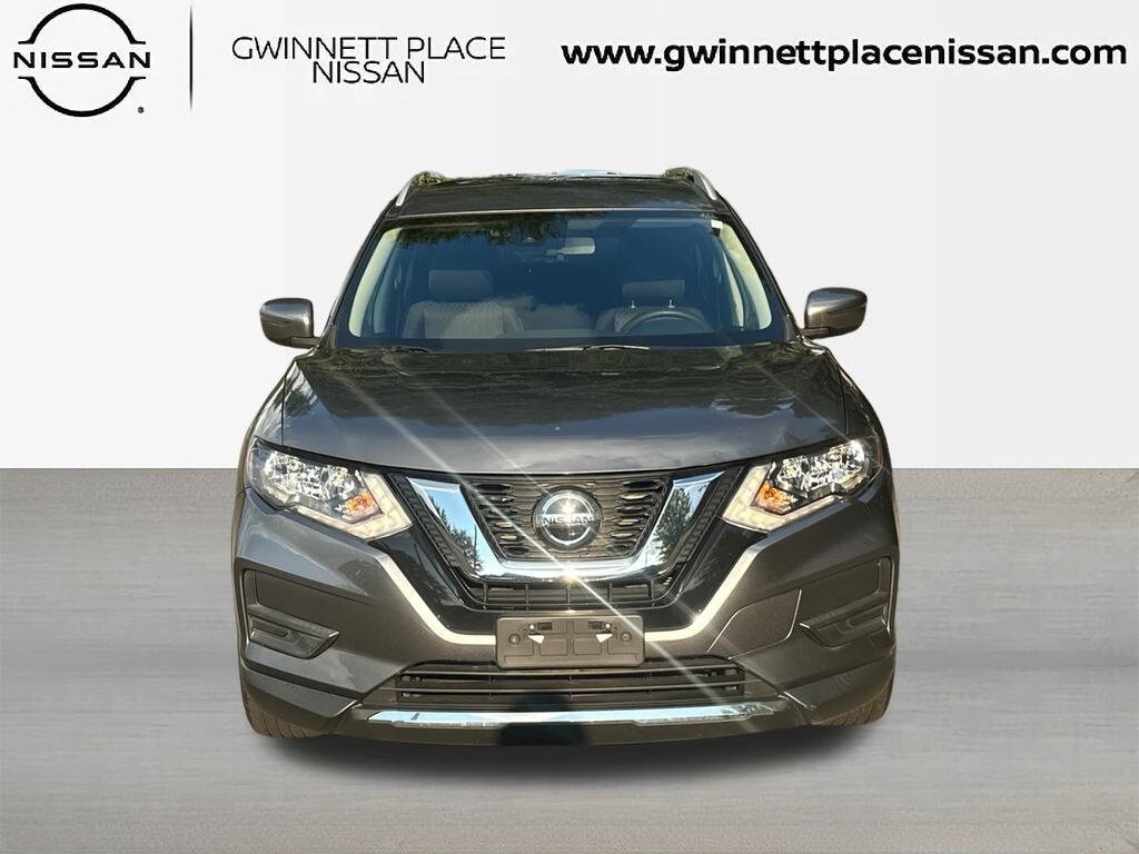 2019 Nissan Rogue SV photo 2