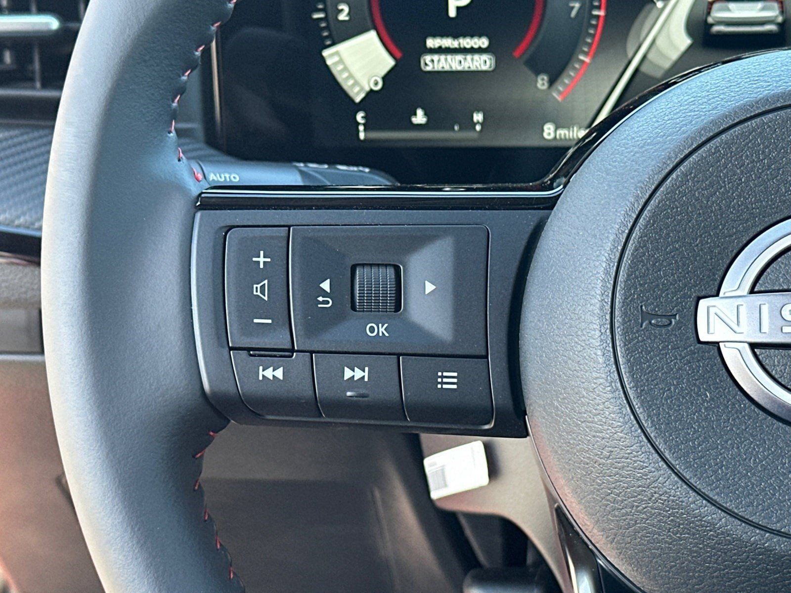 2026 Nissan KICKS SR - Photo 24