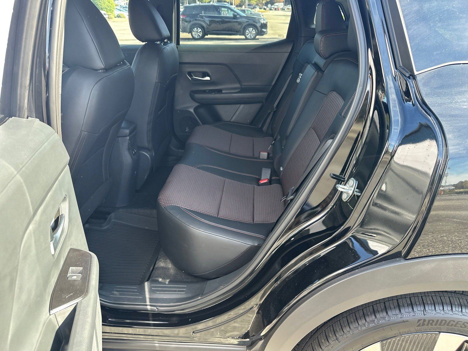 2026 Nissan KICKS SR - Photo 20