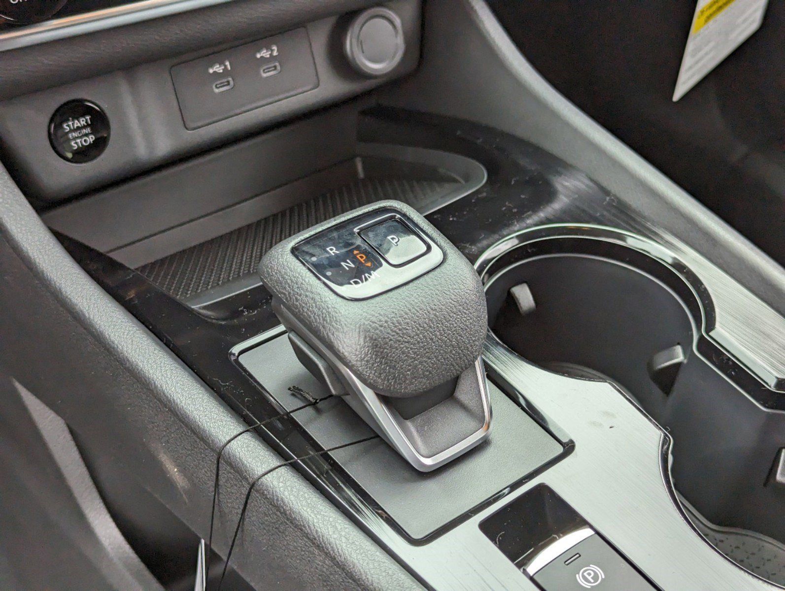 2025 Nissan Rogue SV - Photo 16