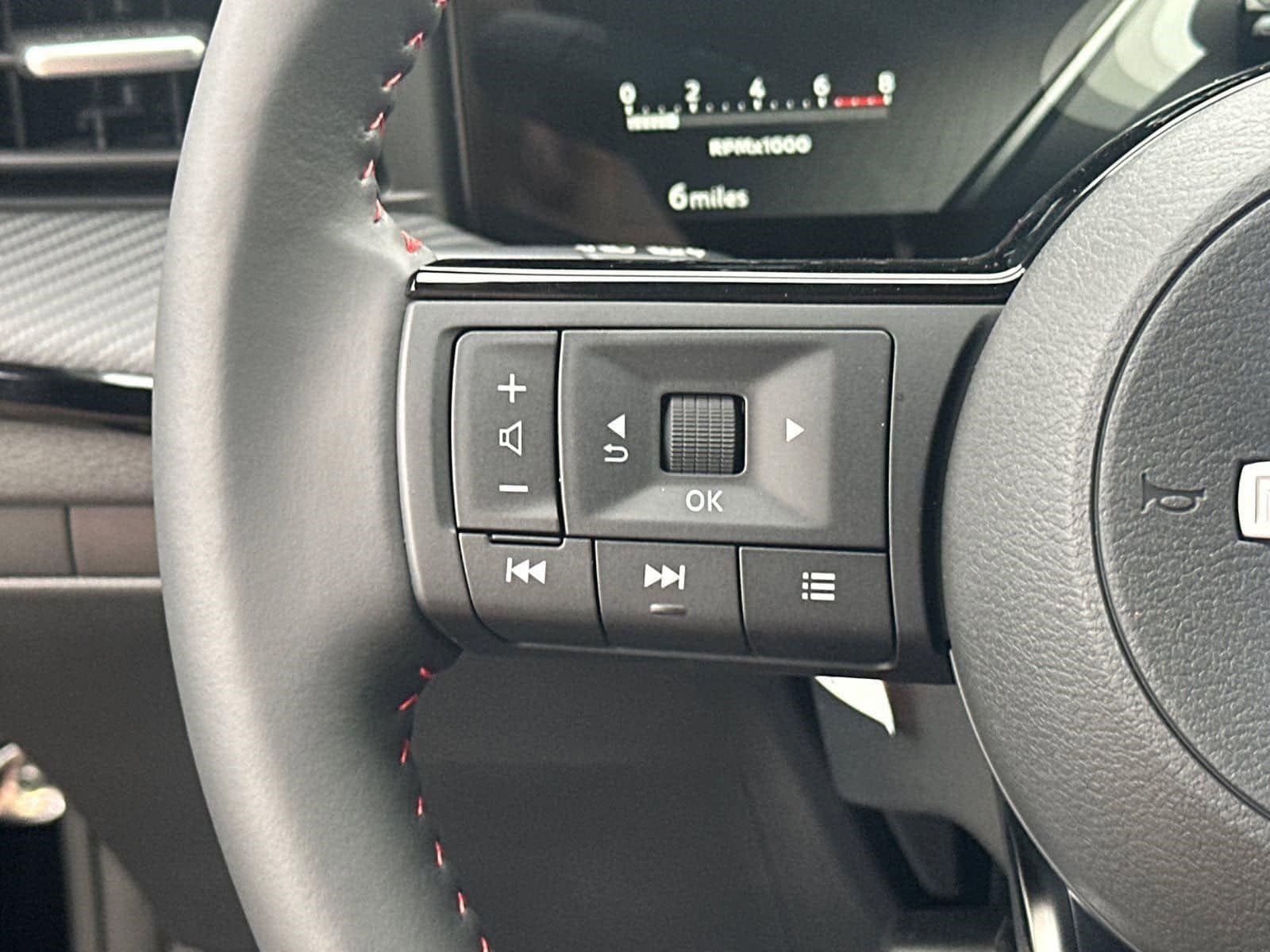 2026 Nissan KICKS SR - Photo 24