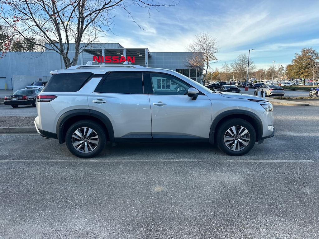 Certified 2023 Nissan Pathfinder SL SUV