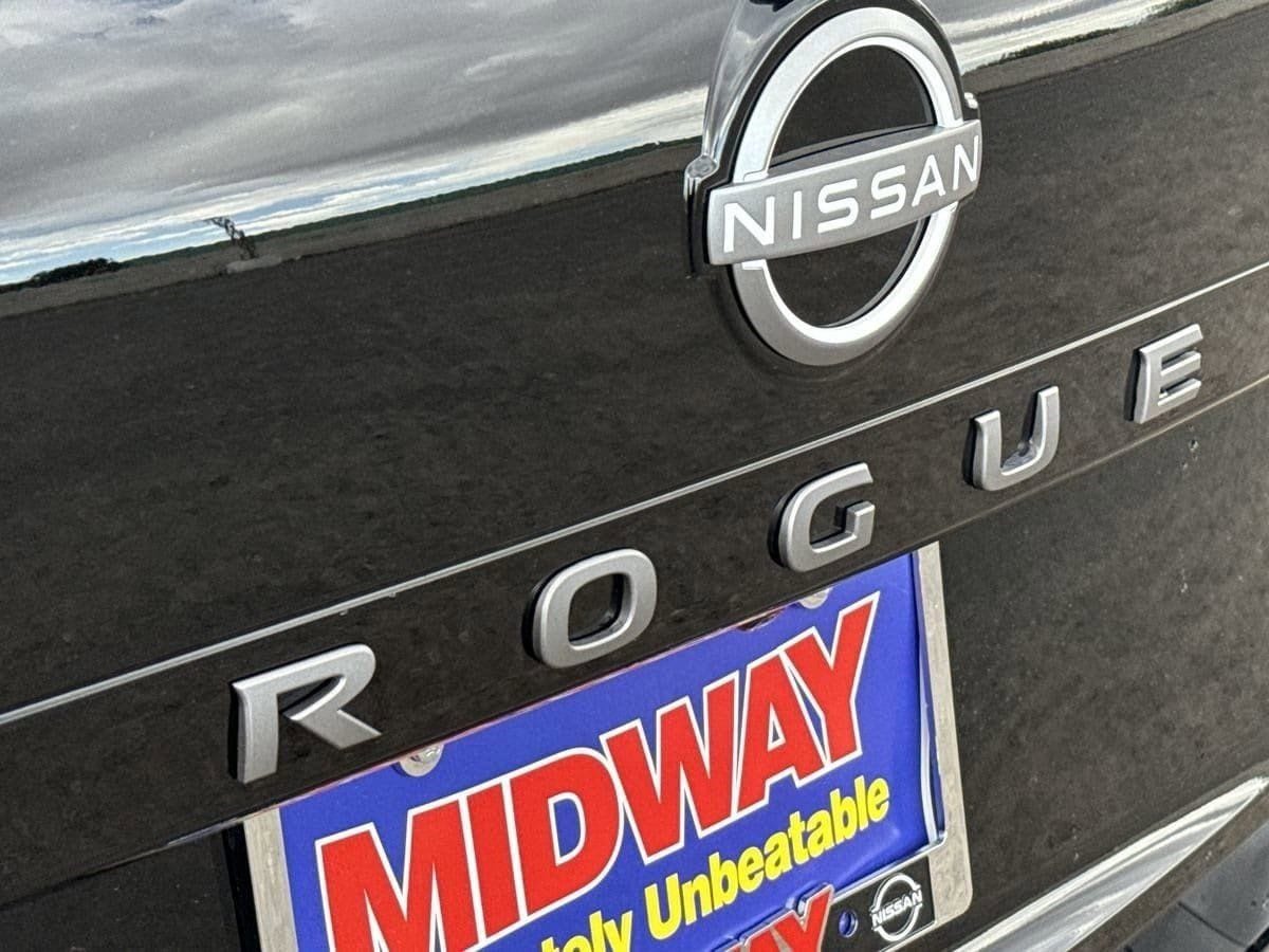 2026 Nissan Rogue S - Photo 10