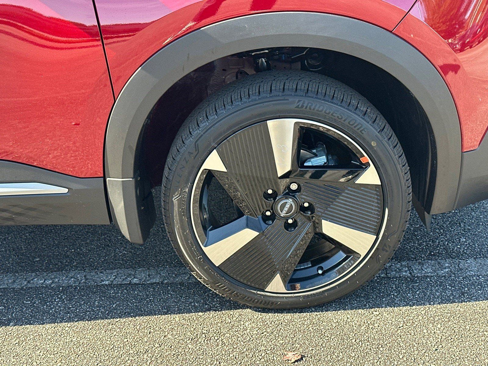 2026 Nissan KICKS SR - Photo 12