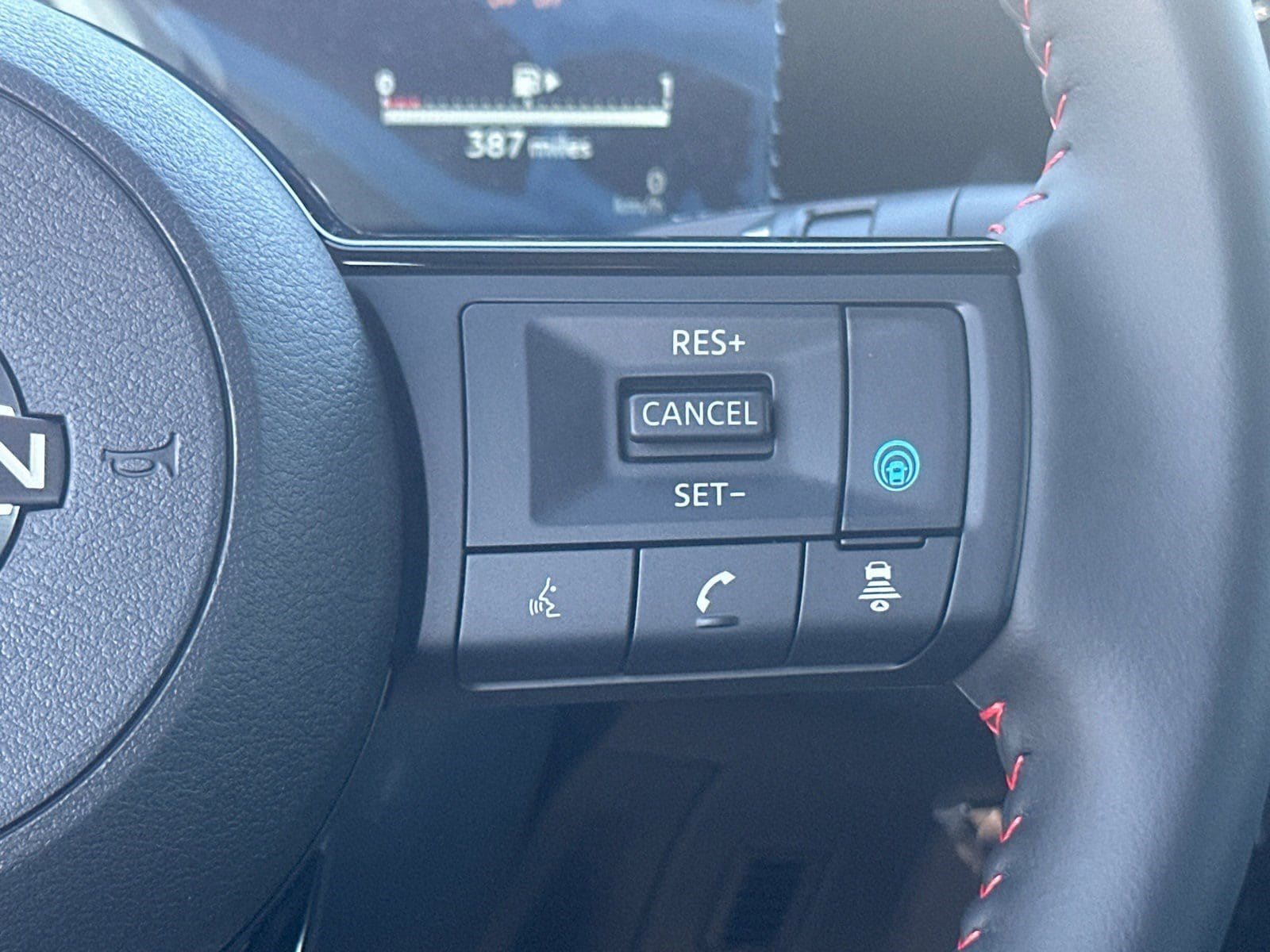 2026 Nissan KICKS SR - Photo 25