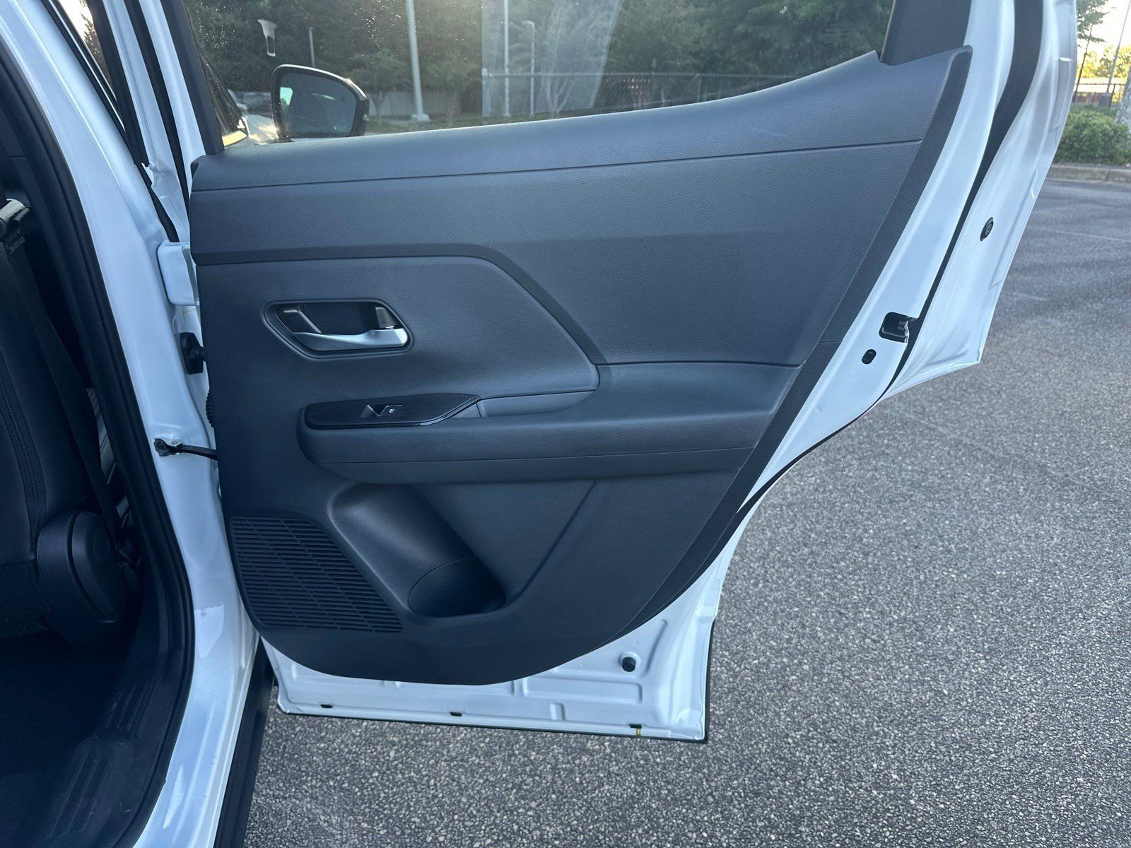 2026 Nissan KICKS SR - Photo 16