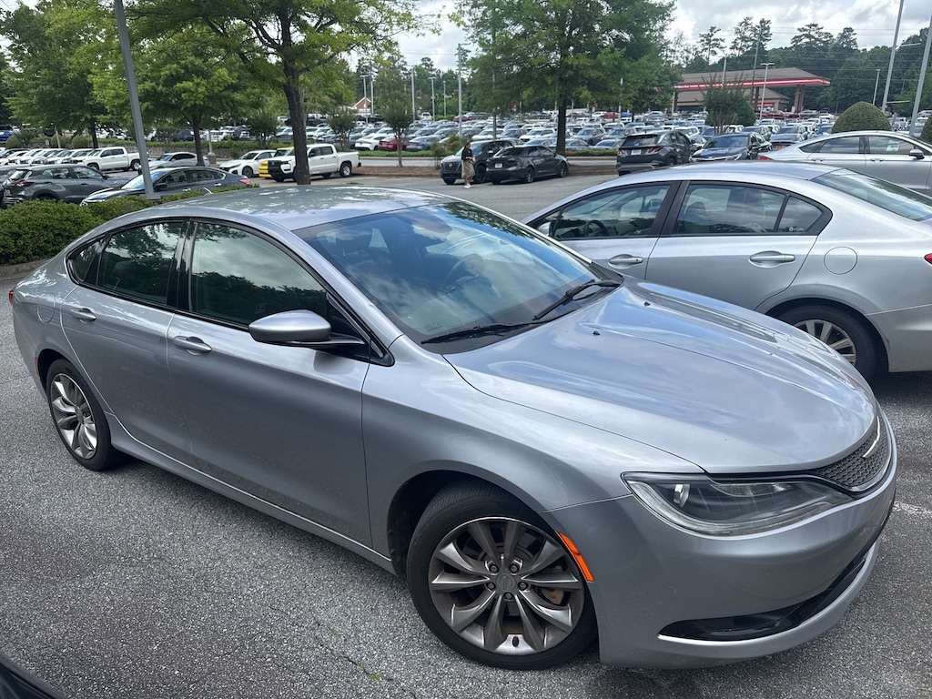 Used 2015 Chrysler 200 S Sedan