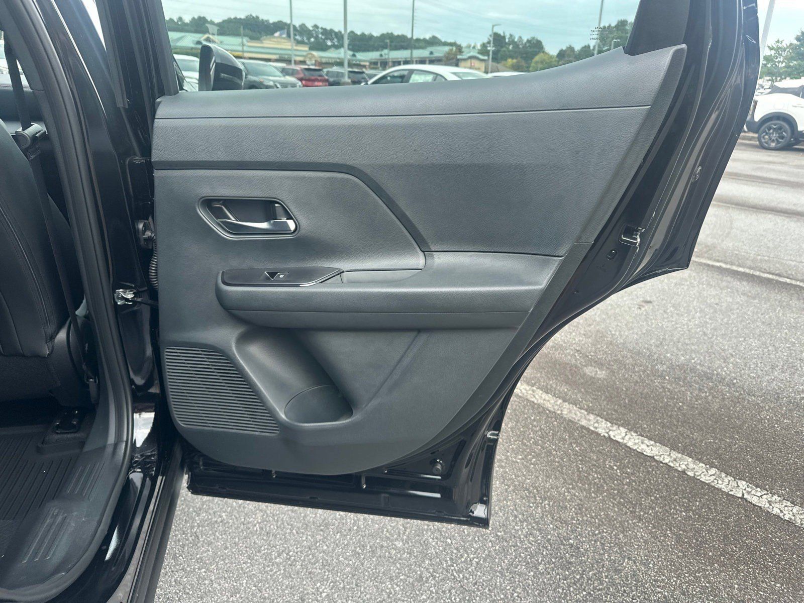 2026 Nissan KICKS SR - Photo 16