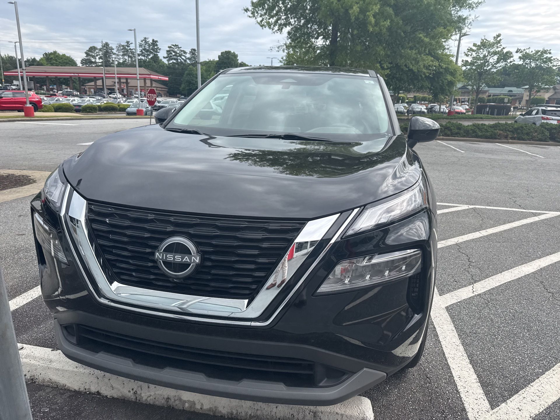2023 Nissan Rogue SV FWD's photo