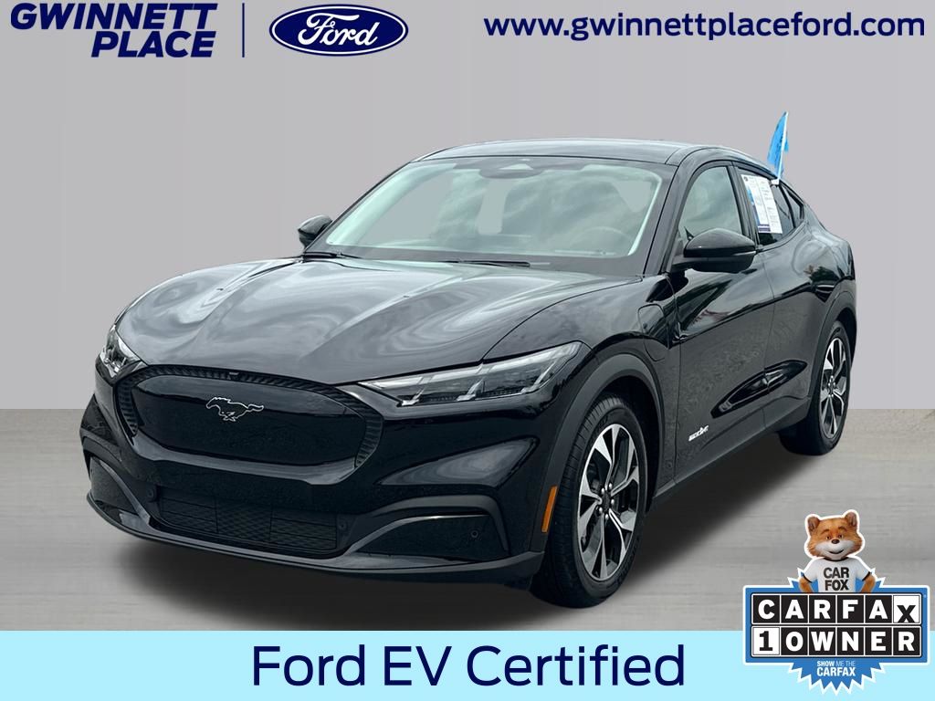 2025 Ford Mustang-Mach-e Select's photo