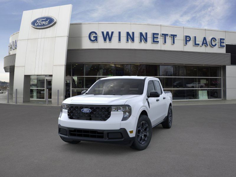 2025 Ford Maverick XLT photo 2