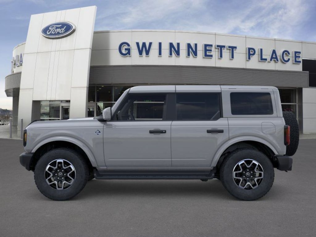 New 2026 Ford Bronco Outer Banks SUV