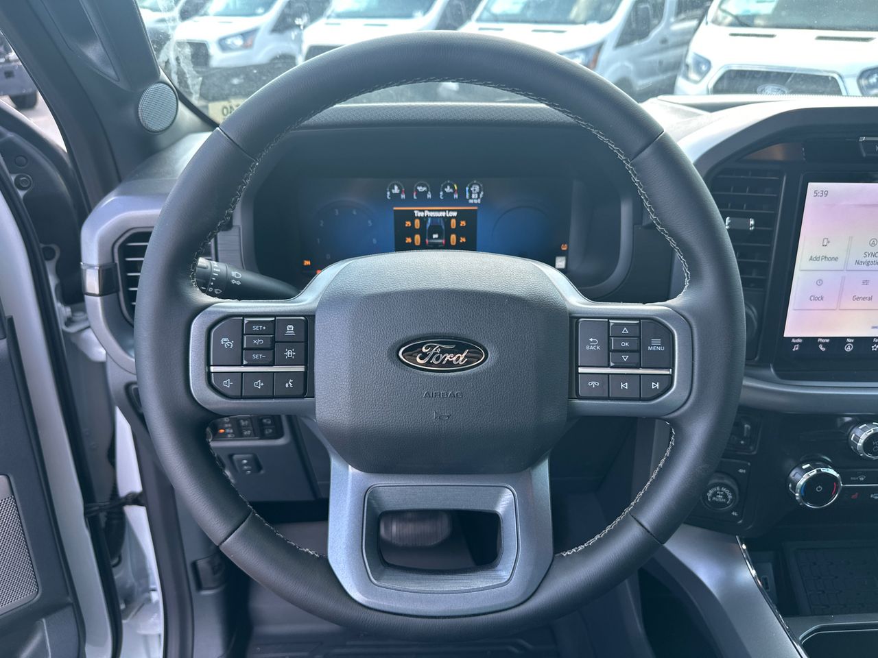 2025 Ford F-150 XLT - Photo 23