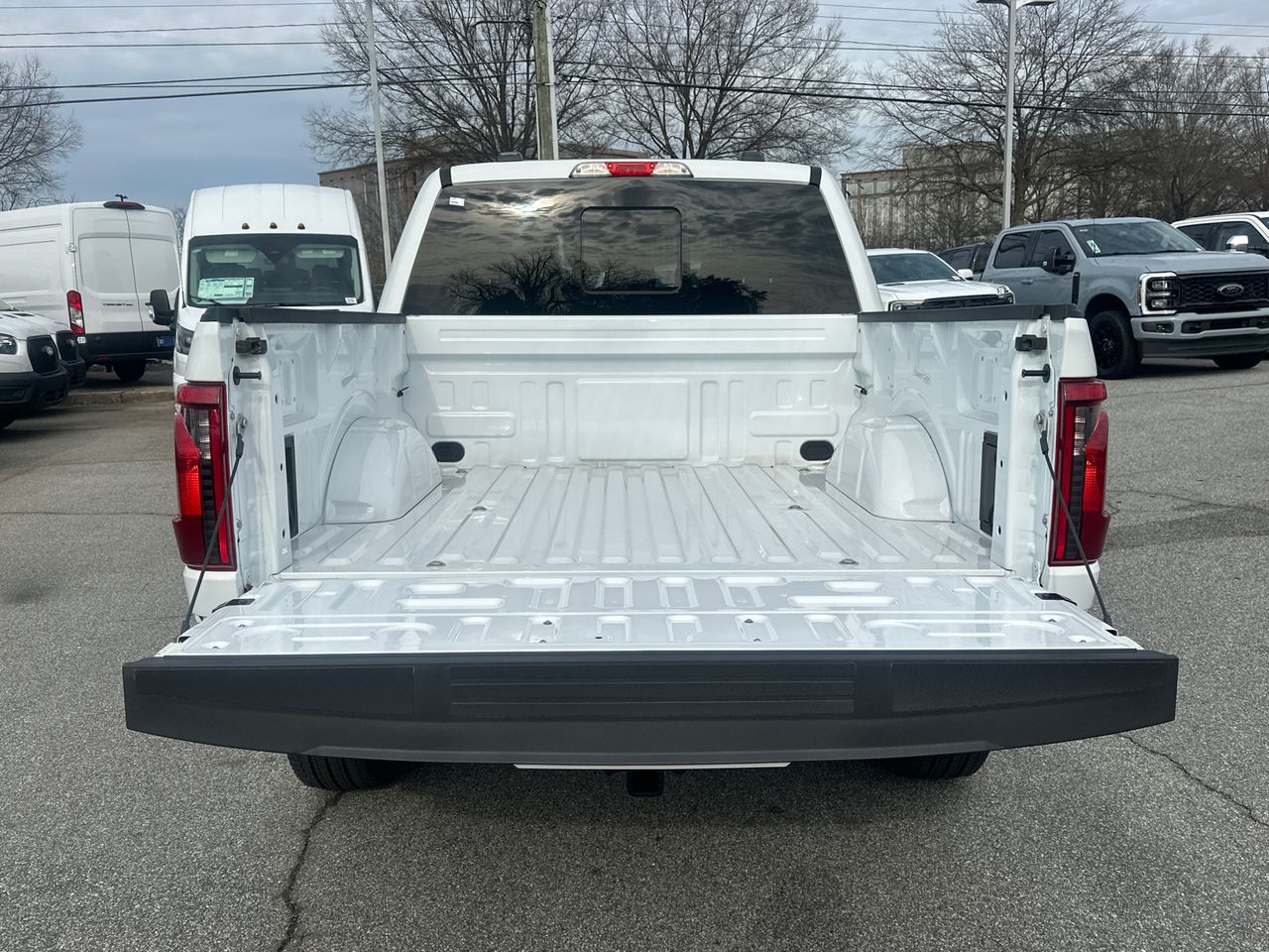 2025 Ford F-150 XLT - Photo 18