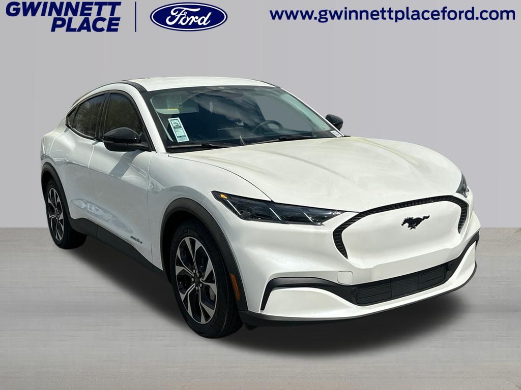 2026 Ford Mustang-Mach-e Select's photo