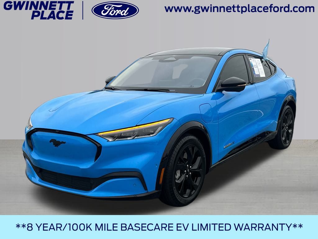 2023 Ford Mustang Mach-E Premium photo 3