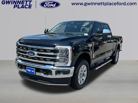 2026 Ford F-250 LARIAT Truck Crew Cab