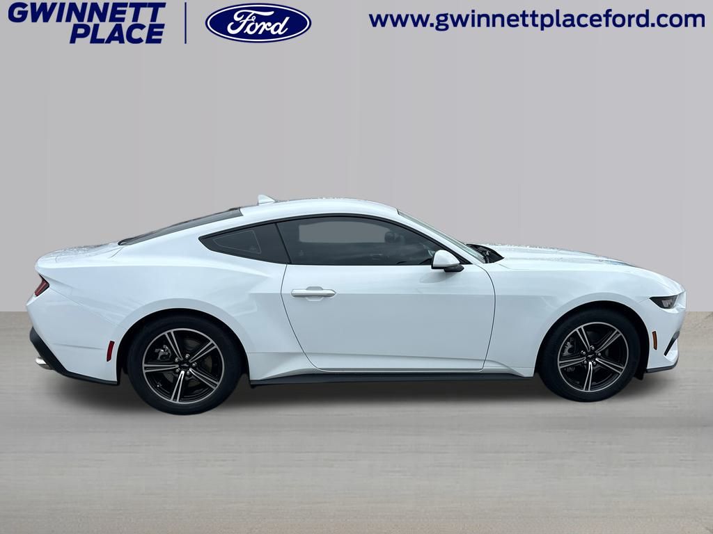 2025 Ford Mustang EcoBoost photo 4