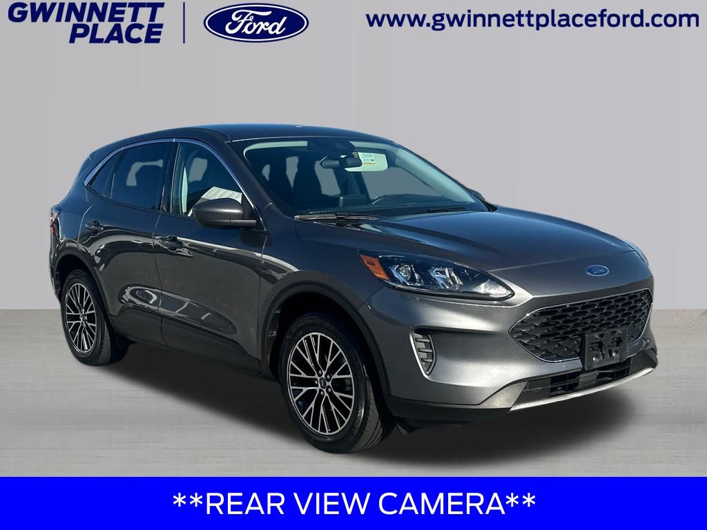 2021 Ford Escape Plug-In Hybrid SE photo 3