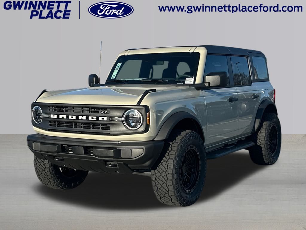 2025 Ford Bronco Base 4x4's photo