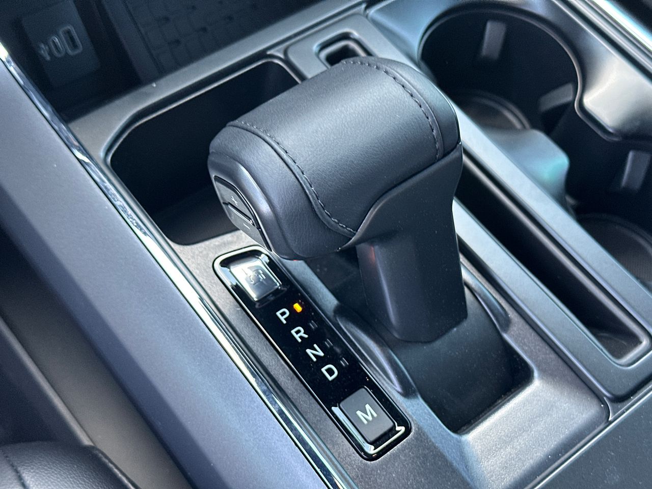 2025 Ford F-150 XLT - Photo 30