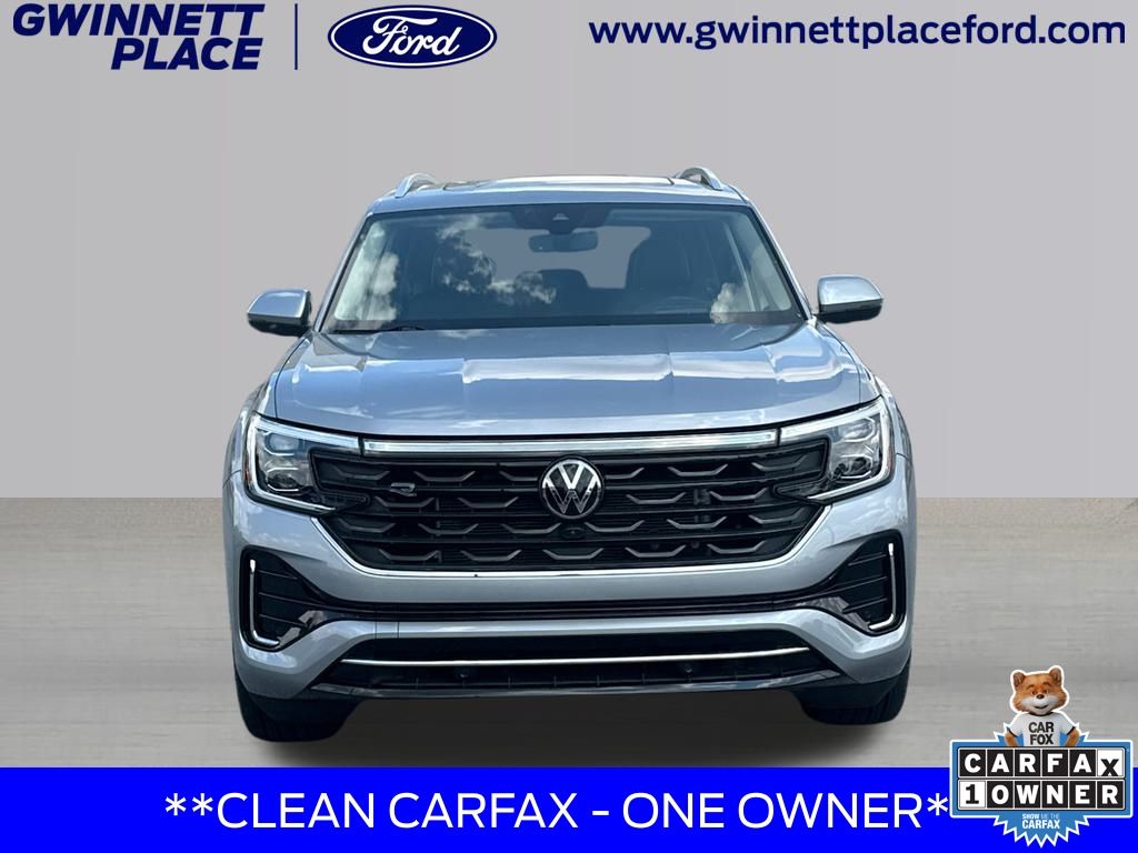 2024 Volkswagen Atlas SEL Premium R-Line photo 2