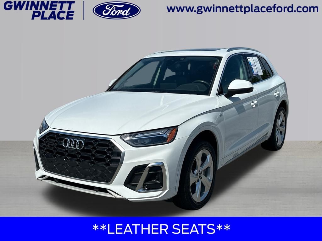 2023 Audi Q5 45 Premium Plus's photo