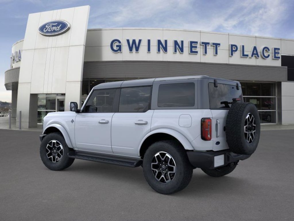 New 2025 Ford Bronco Outer Banks SUV