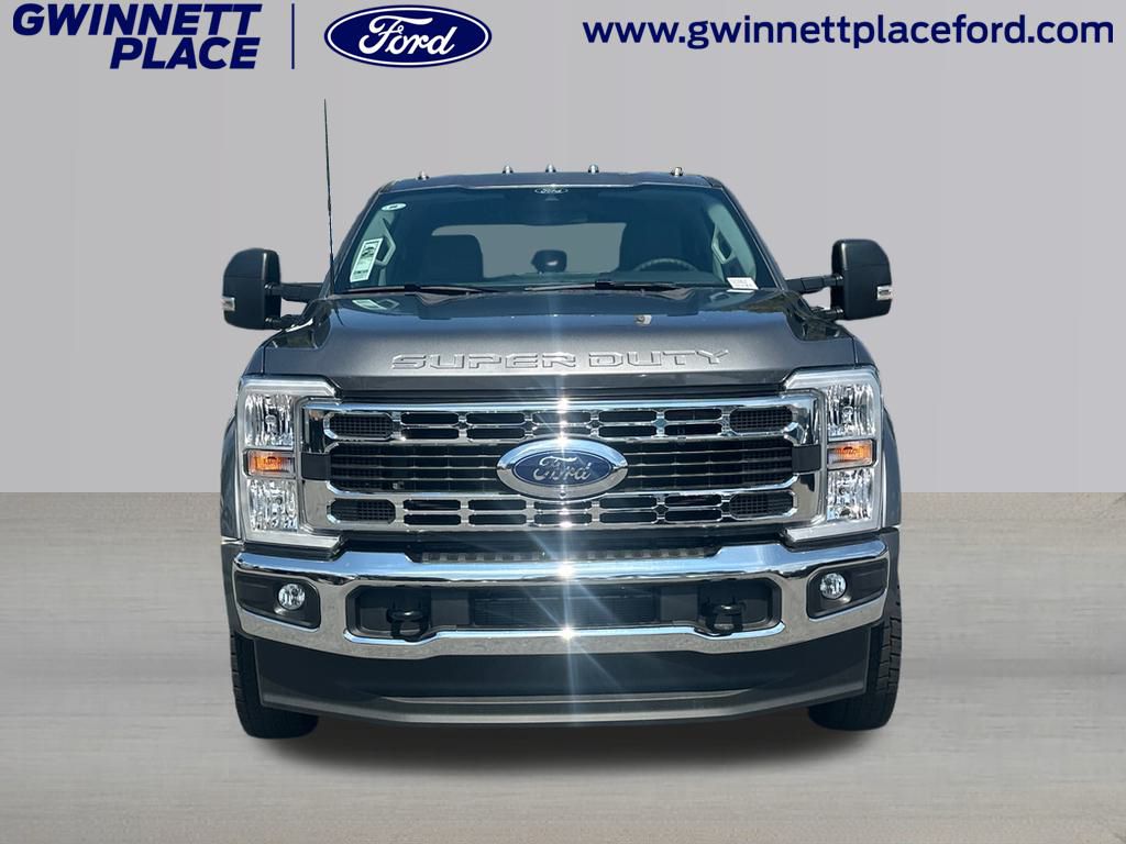 2026 Ford F-450 XLT photo 2