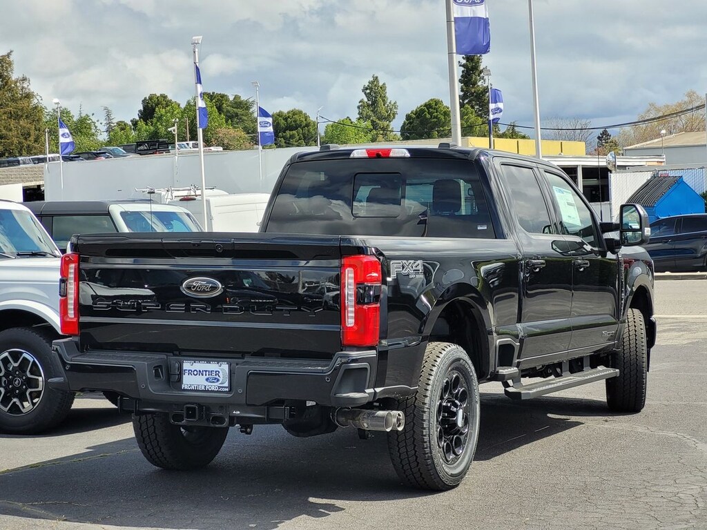 New 2025 Ford F-250 Truck Crew Cab