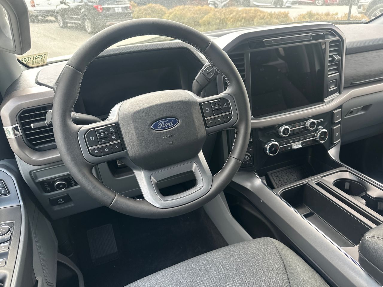 2025 Ford F-150 XLT - Photo 22