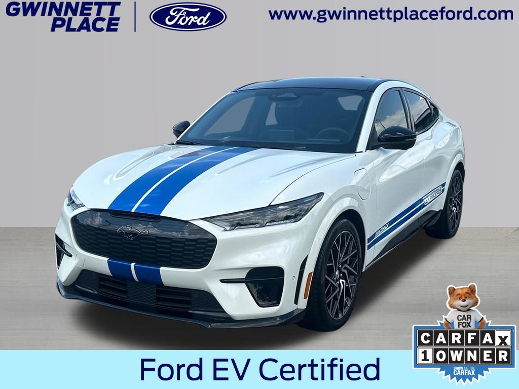 2022 Ford Mustang Mach-E