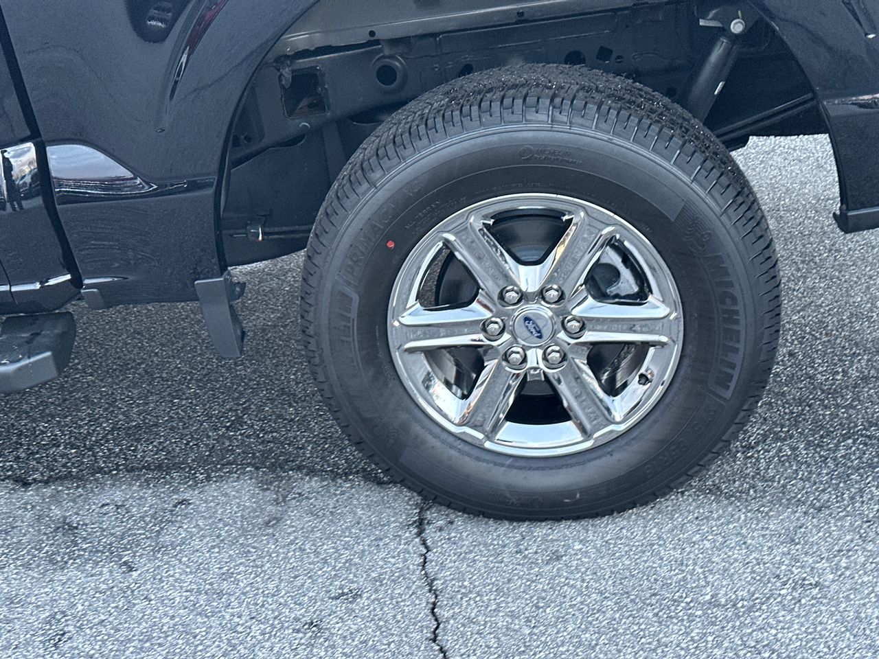 2025 Ford F-150 XLT - Photo 19