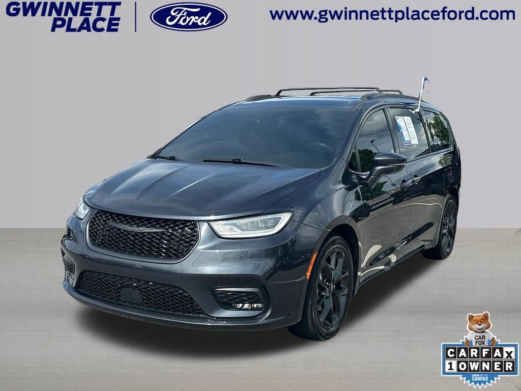 2021 Chrysler Pacifica Touring L's photo