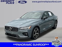 2024 Volvo S60 B5 Plus Dark Theme Sedan