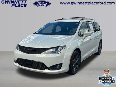2020 Chrysler Pacifica Touring L Van Passenger Van