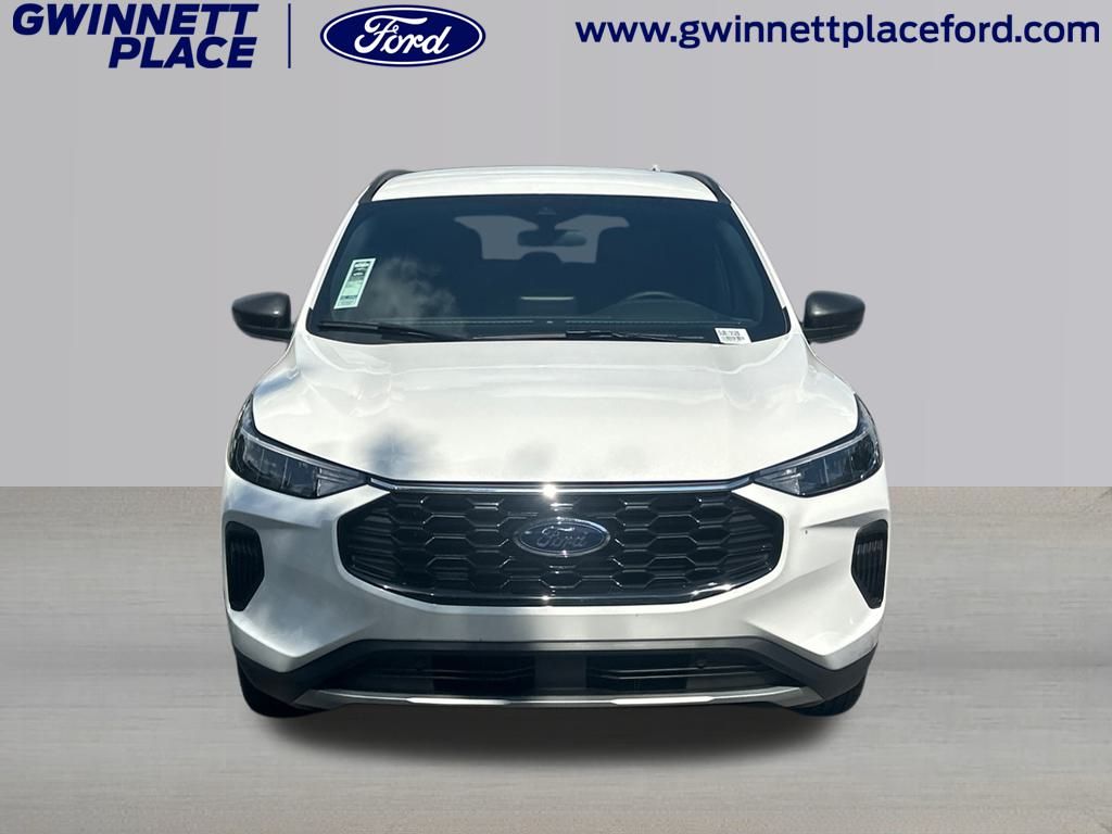 2025 Ford Escape ST-Line photo 2