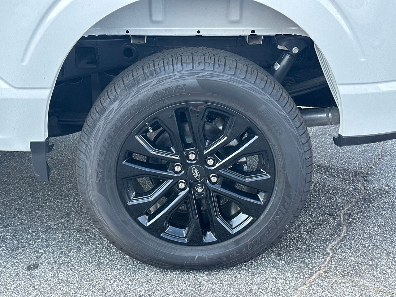 2025 Ford F-150 XLT - Photo 19
