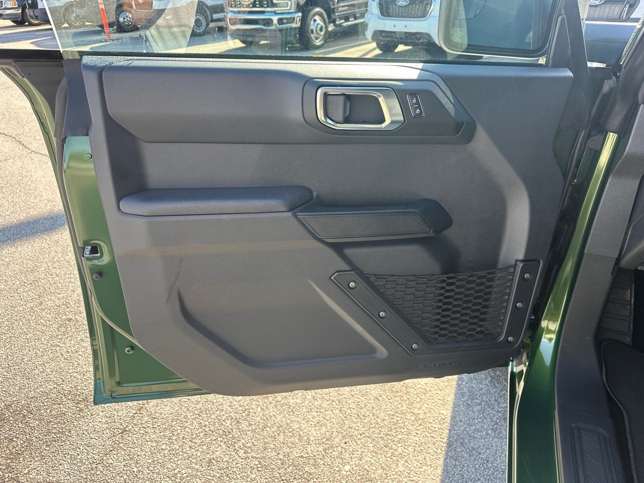 2025 Ford Bronco 4-Door Base - Photo 10