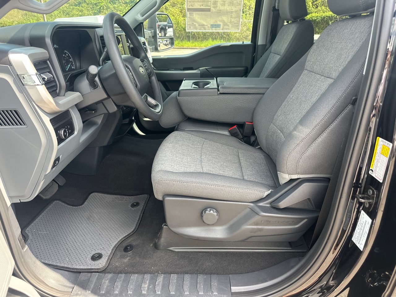 2026 Ford F-250 Super Duty XL - Photo 9