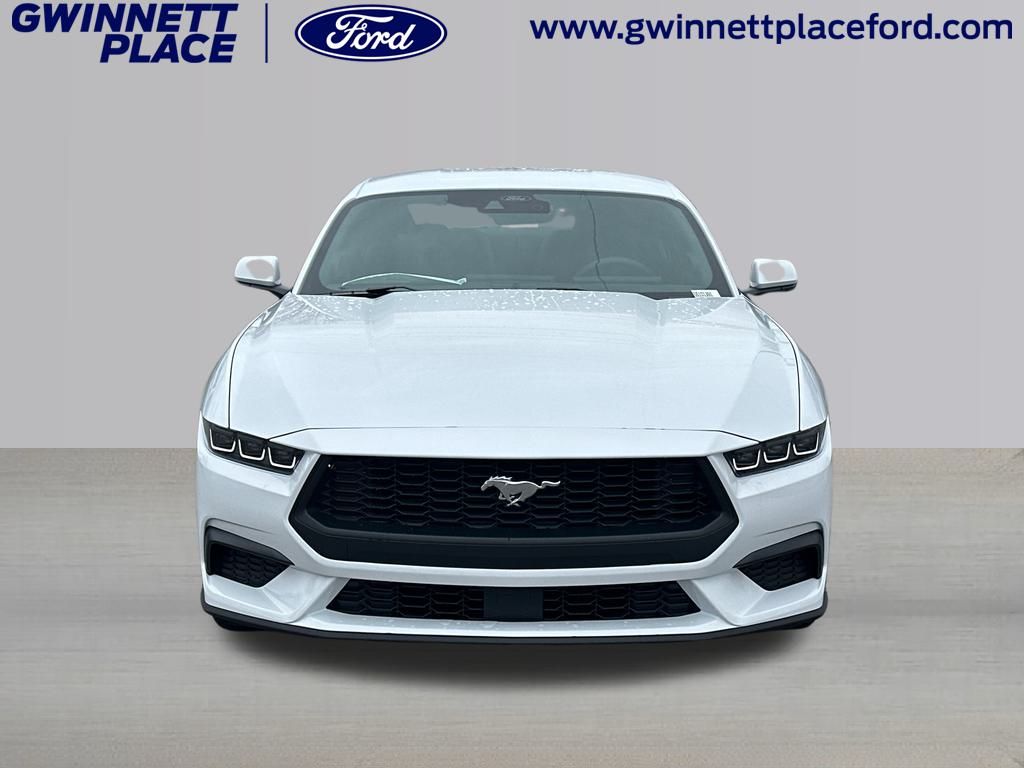 2025 Ford Mustang EcoBoost photo 2