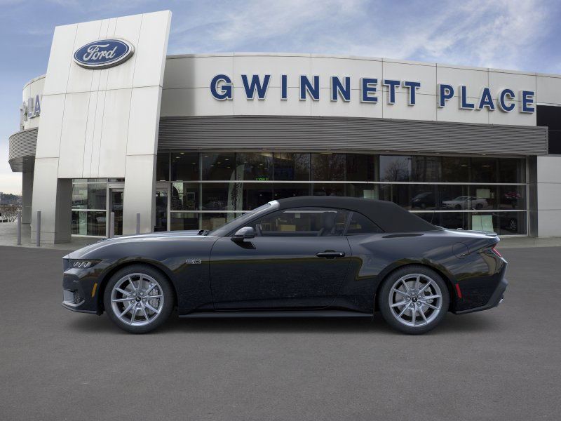 2025 Ford Mustang GT Premium Convertible photo 3