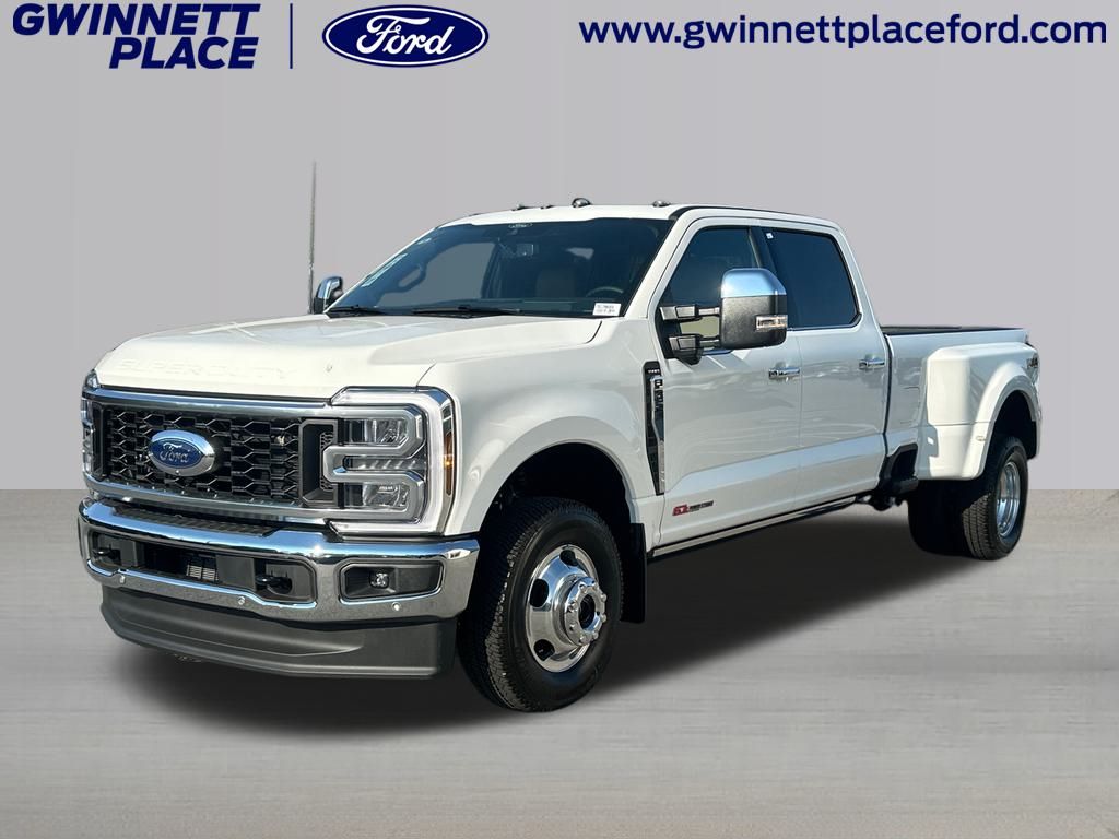 2026 Ford F-350 Super Duty Lariat's photo