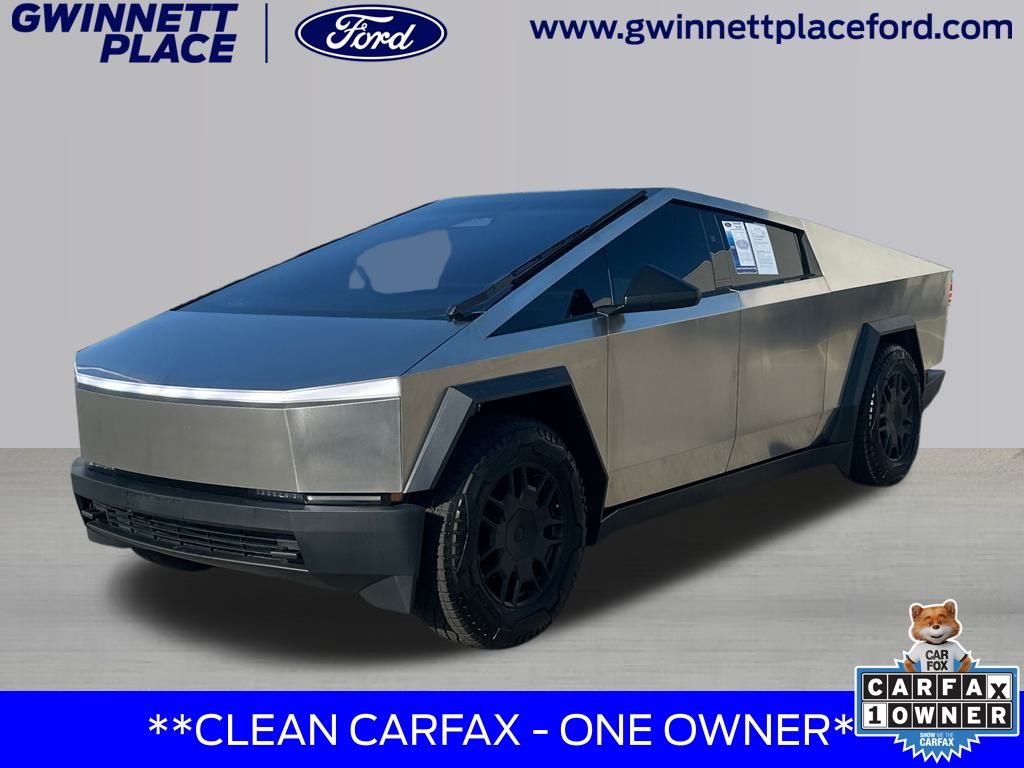2024 Tesla Cybertruck Base's photo
