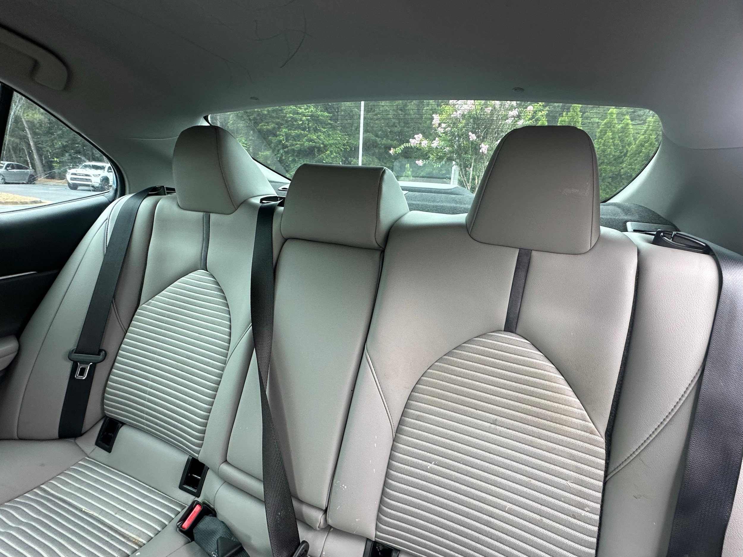 Toyota Camry SE Auto